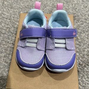 See Kai Run Stryker Lace Purple Shimmer Baby/Toddler Girl Sz 4 Washable Sneakers